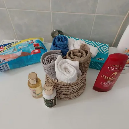 σπίτι στο τείχιο με θέα βαρδούσια και γκιώνα *